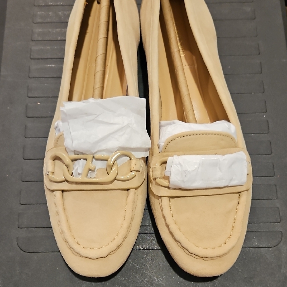 Franco Sarto Cream Flats Classic Loafers 019